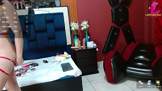 Snapshot of KarinaSimonz chatting on January 28, 2025, 7:42 pm KarinaSimonz online show from January 28, 2025, 7:42 pm