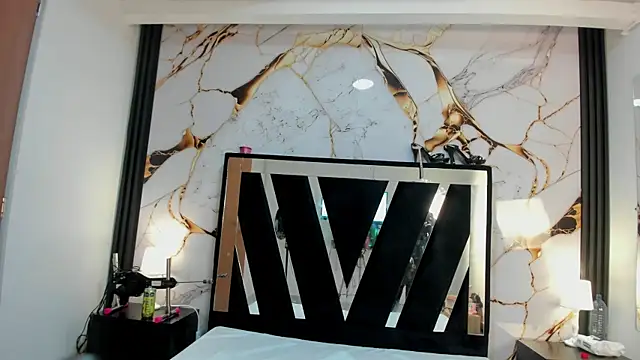 Snapshot of KarinaSimonz chatting on September 11, 2025, 7:58 pm KarinaSimonz online show from September 11, 2025, 7:58 pm