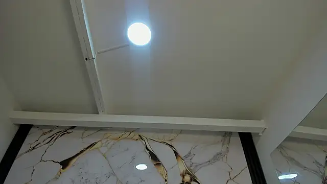 Snapshot of KarinaSimonz chatting on October 15, 2025, 7:14 pm KarinaSimonz online show from October 15, 2025, 7:14 pm