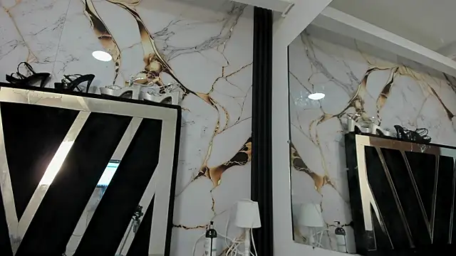 KarinaSimonz online show from February 20, 2026, 8:31 pm