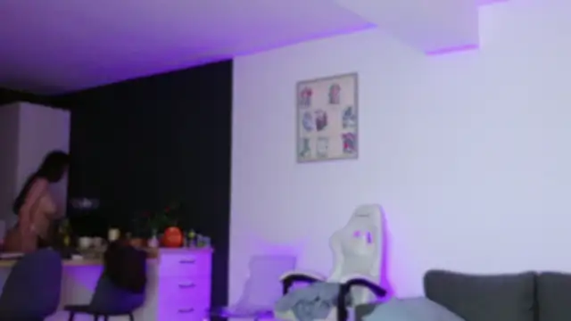 Snapshot of Lorennameliyy chatting on November 2, 2025, 8:00 pm Lorennameliyy online show from November 2, 2025, 8:00 pm