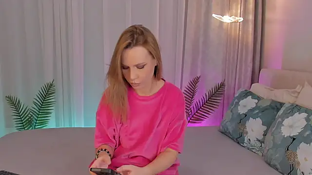    Cindy    online show from January 27, 2025, 3:50 pm