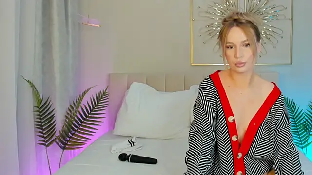    Cindy    online show from February 5, 2025, 3:52 pm