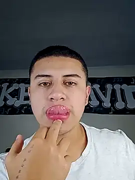 SexyBoy-Bigclit online show from December 5, 2024, 10:01 pm