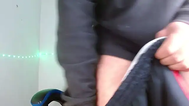 Snapshot of SexyBoy-Bigclit chatting on October 12, 2025, 2:05 pm SexyBoy-Bigclit online show from October 12, 2025, 2:05 pm