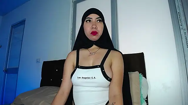 Sweet hot mia online show from February 27, 2026, 2:39 pm