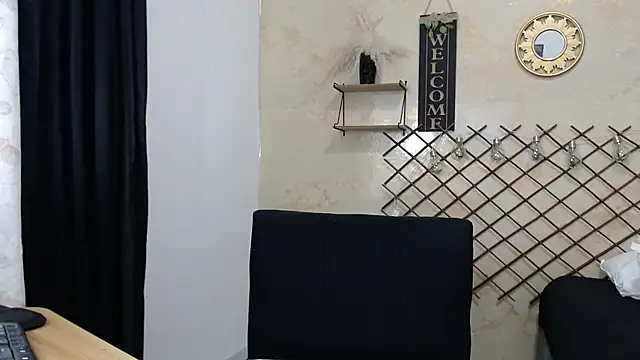 Dakota SweetX online show from September 11, 2025, 4:01 am