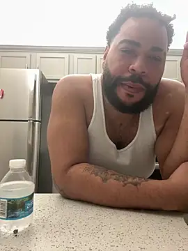 B and K online show from December 11, 2024, 11:10 pm