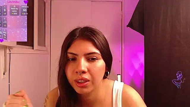 Snapshot of Argentiiniita chatting on September 13, 2025, 11:59 pm Argentiiniita online show from September 13, 2025, 11:59 pm