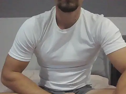 Snapshot of LoveEveryWet chatting on October 7, 2025, 9:06 am LoveEveryWet online show from October 7, 2025, 9:06 am