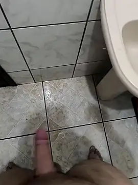 Lucadelas3453 online show from December 12, 2024, 11:18 am