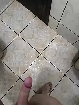 Lucadelas3453 online show from February 7, 2025, 1:53 pm