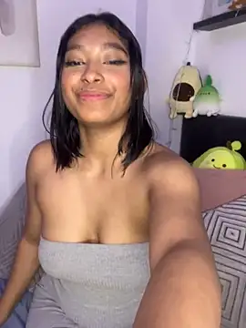 Snapshot of Isabella_fasilier chatting on January 7, 2025, 1:38 am Isabella fasilier online show from January 7, 2025, 1:38 am