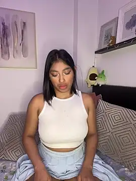 Snapshot of Isabella_fasilier chatting on January 8, 2025, 11:52 pm Isabella fasilier online show from January 8, 2025, 11:52 pm