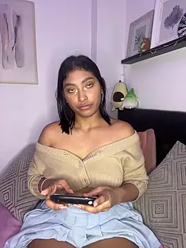 Snapshot of Isabella_fasilier chatting on January 20, 2025, 12:36 am Isabella fasilier online show from January 20, 2025, 12:36 am
