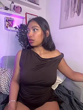 Snapshot of Isabella_fasilier chatting on February 10, 2026, 12:37 am Isabella fasilier online show from February 10, 2026, 12:37 am