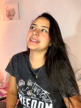 GabyButtler1 online show from September 18, 2025, 1:18 am