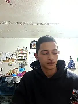 Snapshot of Antres25 chatting on January 9, 2026, 4:15 am Antres25 online show from January 9, 2026, 4:15 am