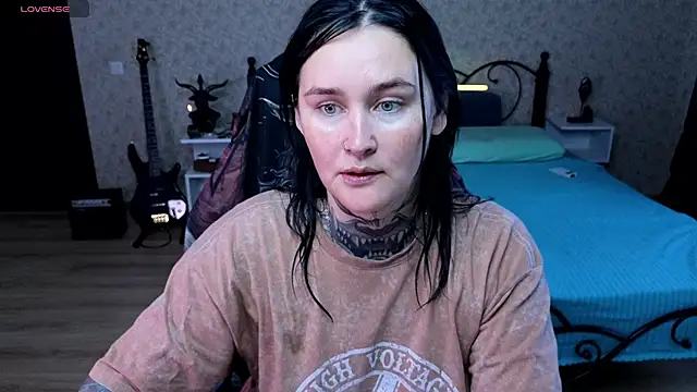 Emmybrightj  online show from June 5, 2026, 5:14 am
