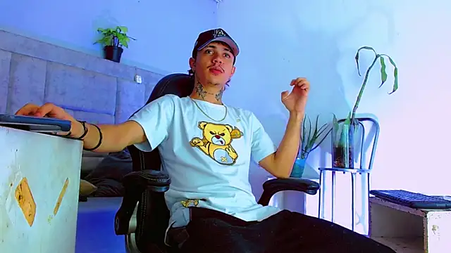 HannibalLester online show from September 13, 2025, 4:45 am