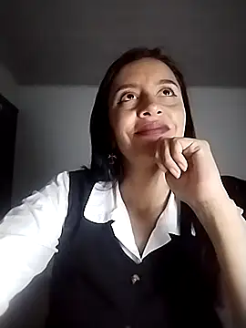 hailey85 online show from October 3, 2025, 11:02 pm