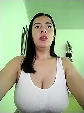 Snapshot of hailey85 chatting on March 3, 2026, 5:08 pm hailey85 online show from March 3, 2026, 5:08 pm