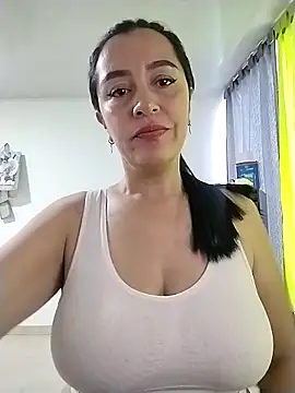 Snapshot of hailey85 chatting on March 8, 2026, 8:45 pm hailey85 online show from March 8, 2026, 8:45 pm