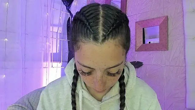 sadashi moon  online show from February 13, 2025, 2:56 am