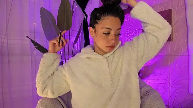 sadashi moon  online show from February 16, 2025, 12:41 am