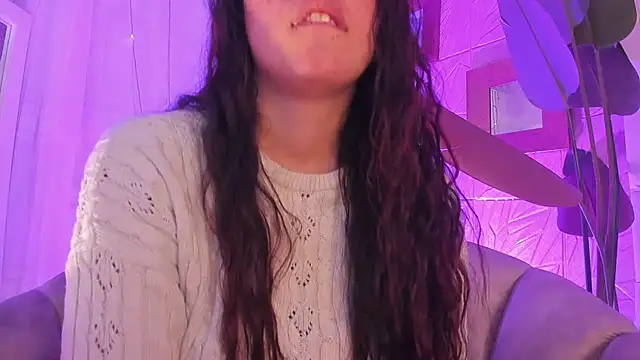 sadashi moon  online show from February 19, 2025, 7:17 am