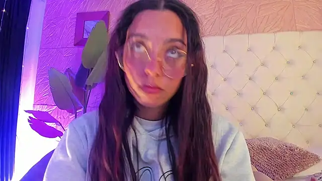 sadashi moon  online show from March 2, 2025, 12:53 am