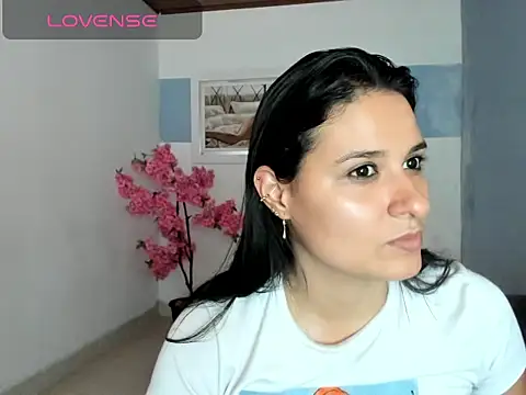 elena jonees online show from December 30, 2024, 7:11 pm