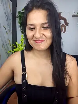 elena jonees online show from April 29, 2026, 8:37 pm