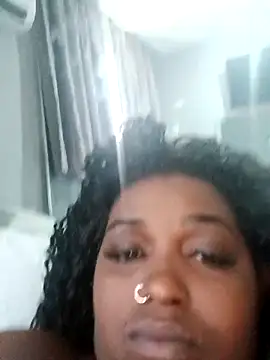 annybarros21 online show from October 1, 2025, 4:02 pm