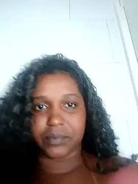 Snapshot of annybarros21 chatting on March 15, 2026, 5:35 am annybarros21 online show from March 15, 2026, 5:35 am