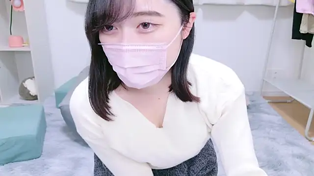 Yurie  online show from December 28, 2024, 7:11 am