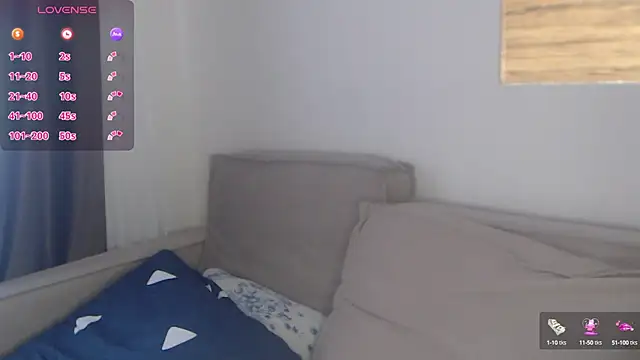 -LauraGold- online show from March 19, 2025, 5:52 am