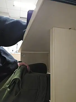 Ibag01 online show from February 10, 2026, 4:11 pm