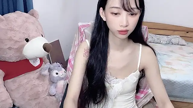 Snapshot of Lili-2 chatting on September 20, 2025, 3:02 pm Lili-2 online show from September 20, 2025, 3:02 pm