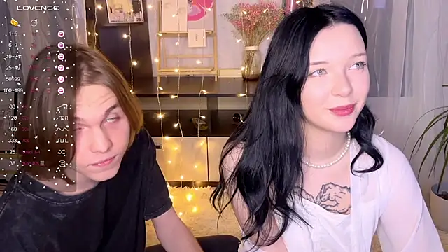 EmmaKittyCat online show from November 27, 2025, 6:54 pm