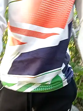 Snapshot of Piyush_2024 chatting on January 2, 2025, 10:05 am Piyush 2024 online show from January 2, 2025, 10:05 am