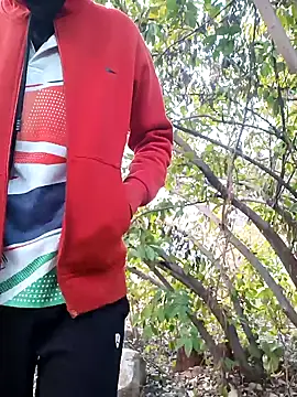 Snapshot of Piyush_2024 chatting on January 12, 2025, 2:03 am Piyush 2024 online show from January 12, 2025, 2:03 am