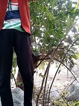 Snapshot of Piyush_2024 chatting on January 14, 2025, 1:58 am Piyush 2024 online show from January 14, 2025, 1:58 am