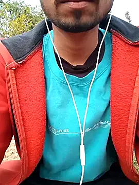 Snapshot of Piyush_2024 chatting on January 15, 2025, 11:32 am Piyush 2024 online show from January 15, 2025, 11:32 am