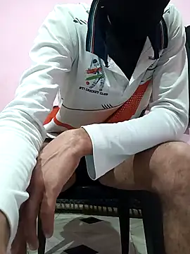 Snapshot of Piyush_2024 chatting on January 18, 2025, 3:27 pm Piyush 2024 online show from January 18, 2025, 3:27 pm