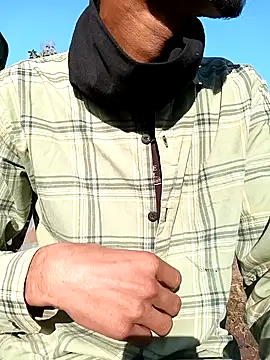 Snapshot of Piyush_2024 chatting on February 2, 2025, 3:21 am Piyush 2024 online show from February 2, 2025, 3:21 am