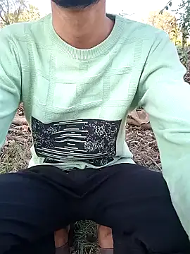 Snapshot of Piyush_2024 chatting on February 15, 2025, 10:33 am Piyush 2024 online show from February 15, 2025, 10:33 am