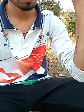 Snapshot of Piyush_2024 chatting on February 21, 2025, 11:01 am Piyush 2024 online show from February 21, 2025, 11:01 am