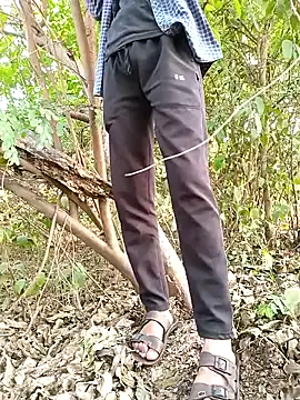 Snapshot of Piyush_2024 chatting on February 27, 2025, 11:41 am Piyush 2024 online show from February 27, 2025, 11:41 am