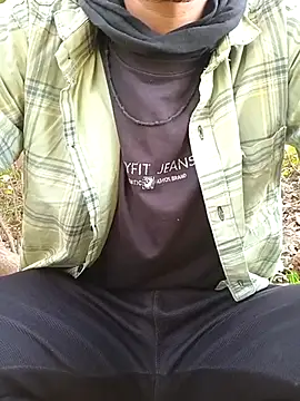 Snapshot of Piyush_2024 chatting on March 8, 2025, 8:22 am Piyush 2024 online show from March 8, 2025, 8:22 am